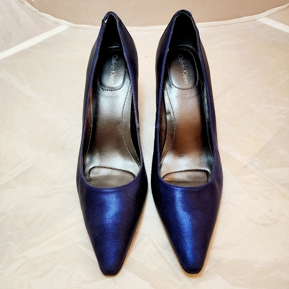 Calvin Klein Dolly Blue Leather Heels Pumps Women's 6.5 M Career Office Formal - Picture 2 of 9